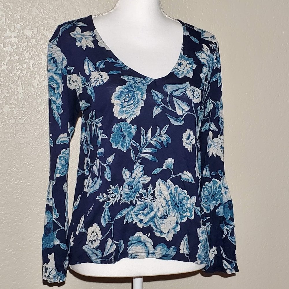 4/$20 Lucky Brand Boho Floral Bell Sleeve Top